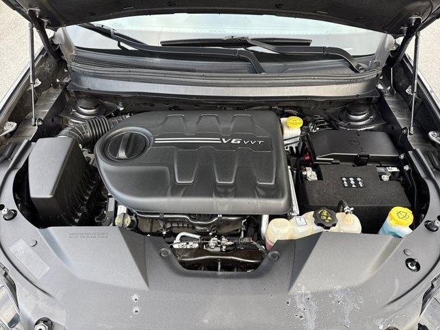 used 2020 Jeep Cherokee car, priced at $18,991