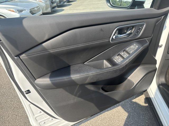 used 2024 Nissan Rogue car, priced at $32,994
