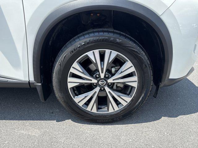 used 2021 Nissan Rogue car, priced at $25,892