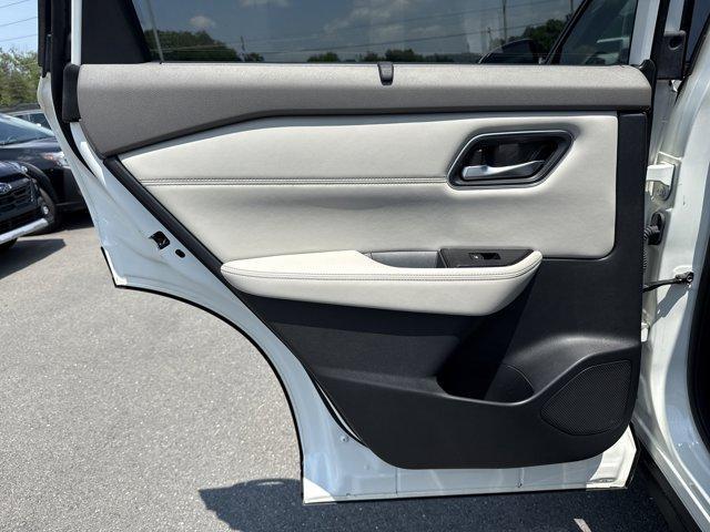 used 2021 Nissan Rogue car, priced at $25,892