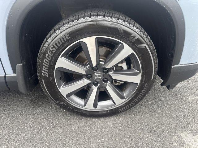 used 2025 Honda Pilot car, priced at $45,862