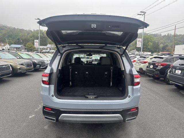 used 2025 Honda Pilot car, priced at $45,862