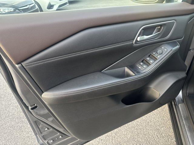used 2021 Nissan Rogue car, priced at $24,993