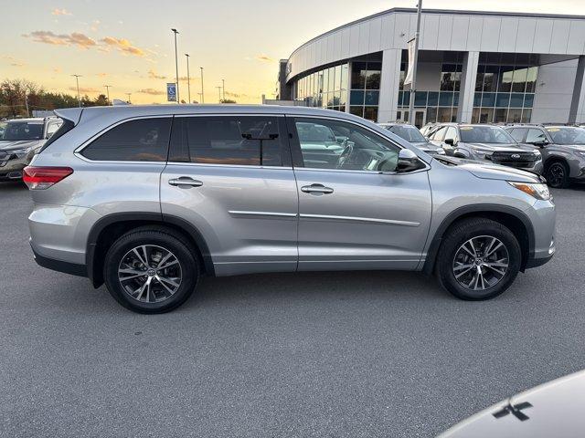 used 2018 Toyota Highlander car, priced at $19,962