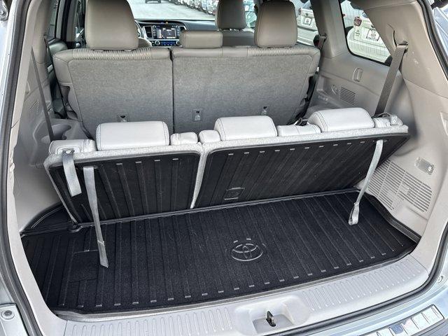used 2018 Toyota Highlander car, priced at $19,962