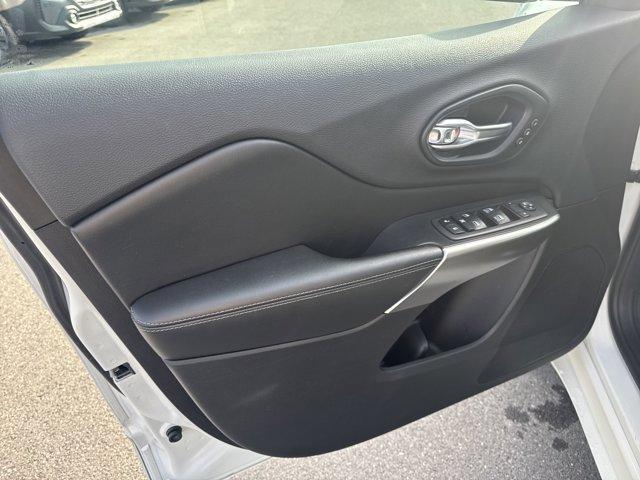 used 2019 Jeep Cherokee car, priced at $18,752