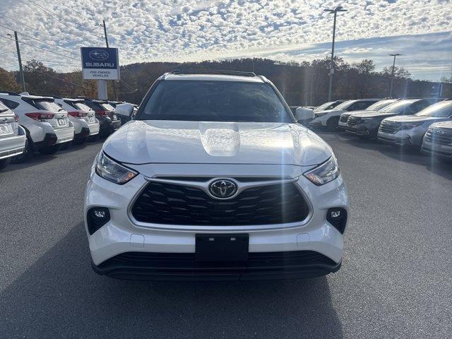 used 2020 Toyota Highlander car, priced at $32,991