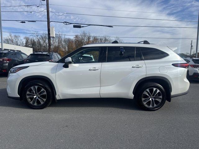 used 2020 Toyota Highlander car, priced at $32,991