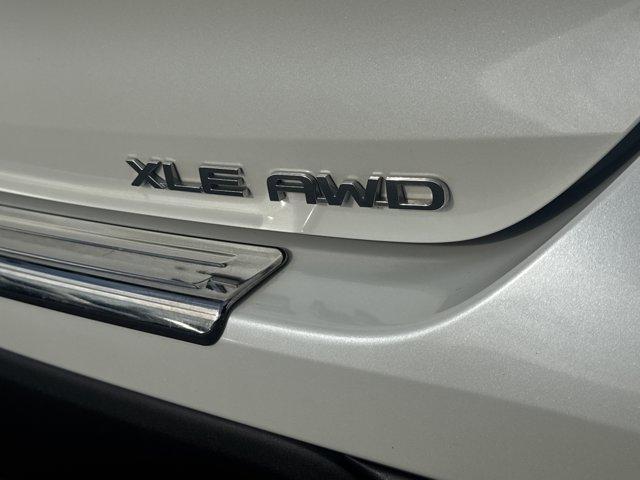 used 2020 Toyota Highlander car, priced at $32,991