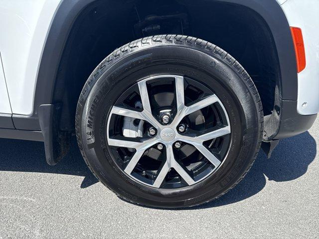 used 2023 Jeep Grand Cherokee car, priced at $35,991