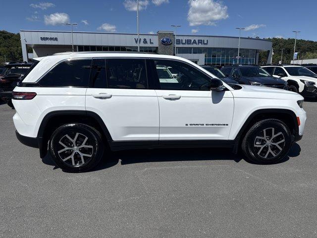 used 2023 Jeep Grand Cherokee car, priced at $35,991