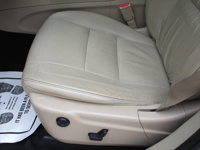used 2015 Jeep Grand Cherokee car, priced at $12,995