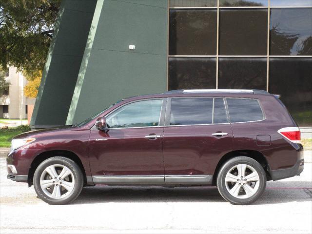 used 2013 Toyota Highlander car, priced at $14,995