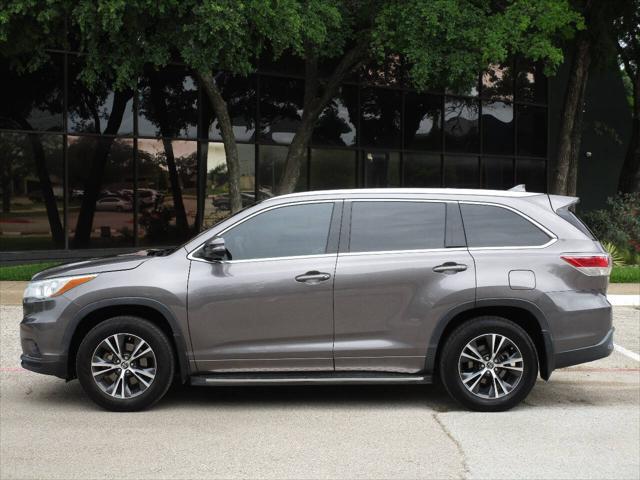 used 2016 Toyota Highlander car, priced at $16,995