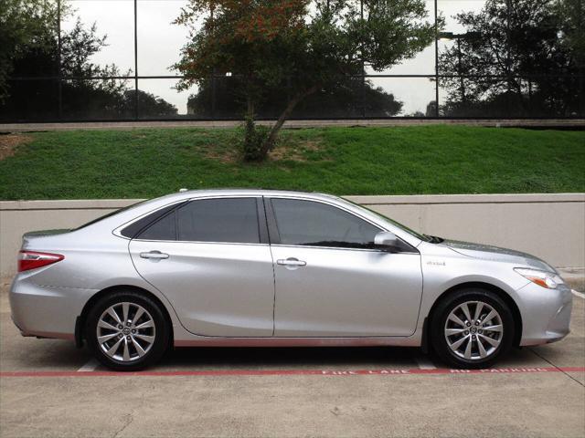 used 2016 Toyota Camry Hybrid car, priced at $14,595