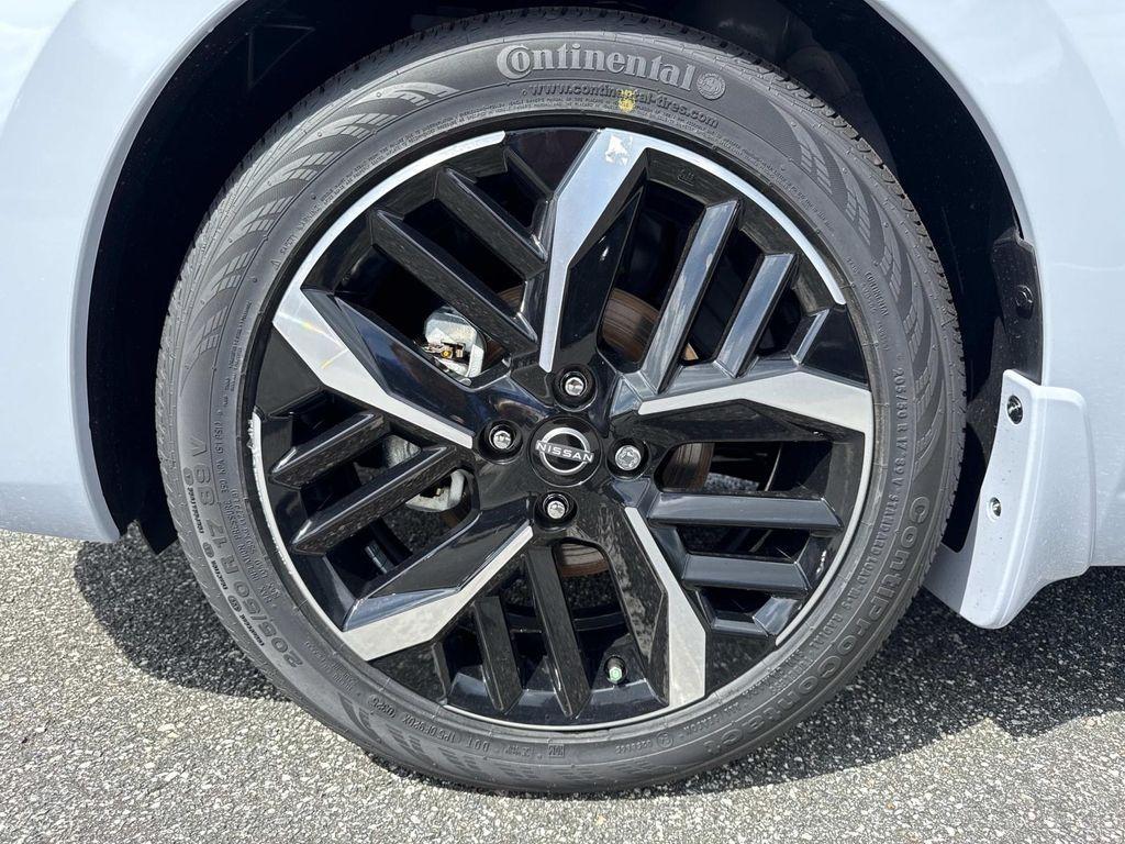 new 2025 Nissan Versa car, priced at $21,882
