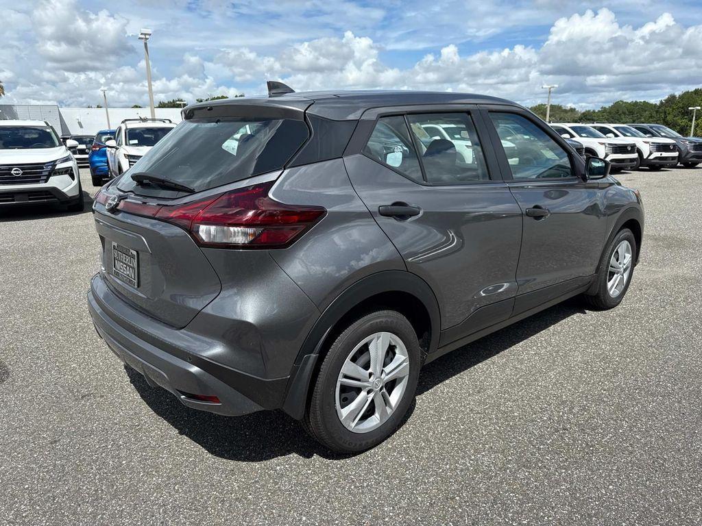 new 2025 Nissan Kicks Play car, priced at $21,857