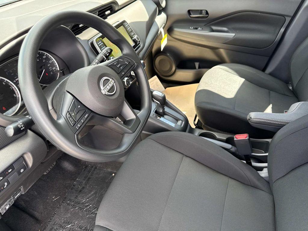 new 2025 Nissan Kicks Play car, priced at $21,857