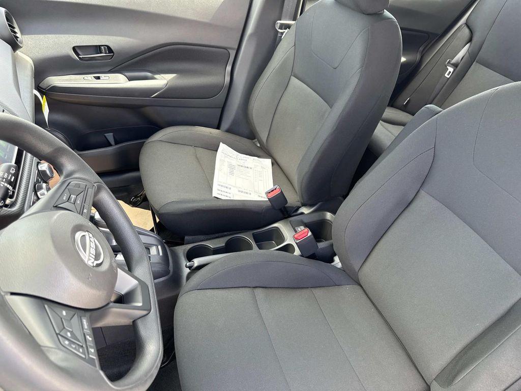 new 2025 Nissan Kicks Play car, priced at $21,522