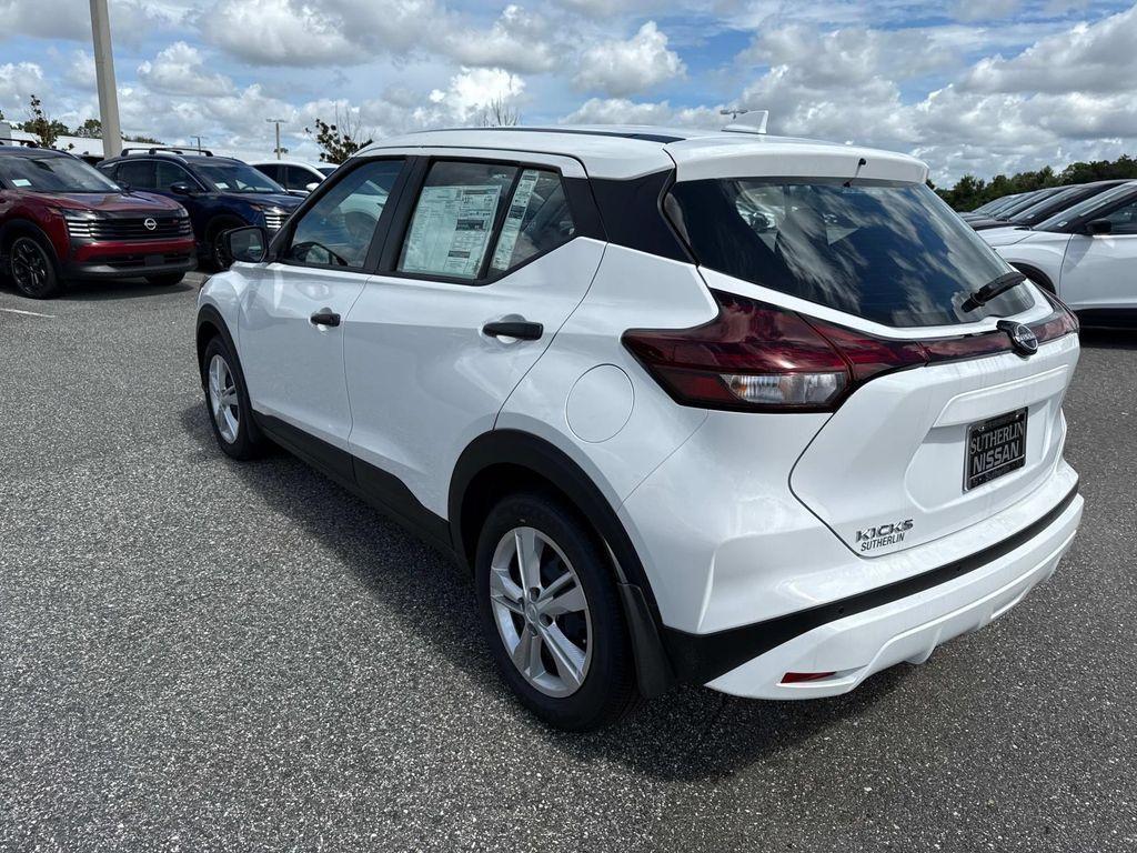 new 2025 Nissan Kicks Play car, priced at $21,522