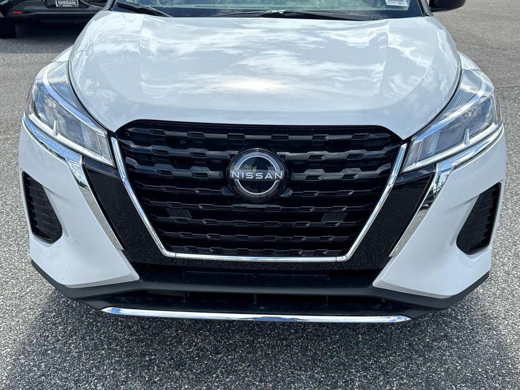 new 2025 Nissan Kicks Play car, priced at $21,522