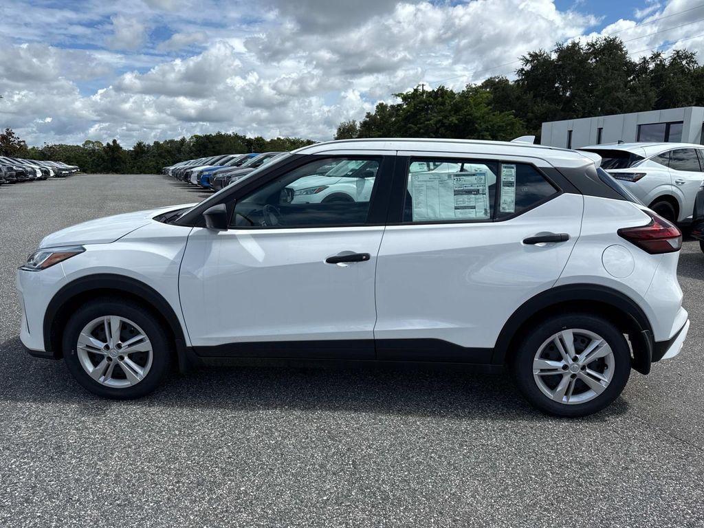 new 2025 Nissan Kicks Play car, priced at $21,522