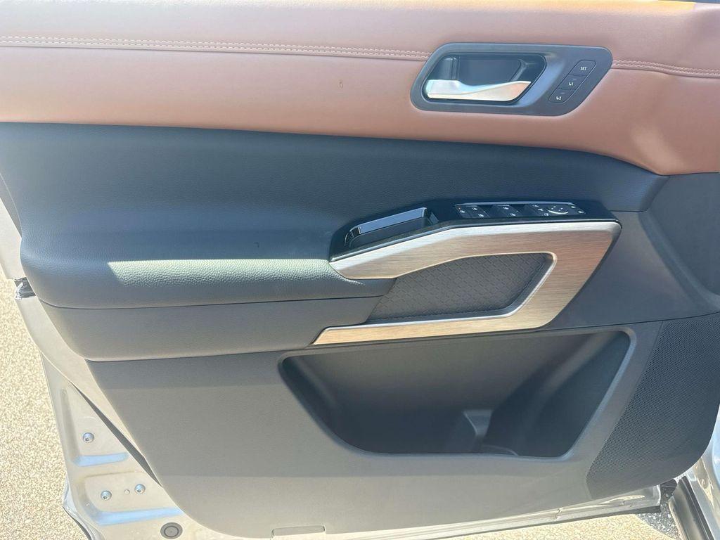 new 2025 Nissan Pathfinder car, priced at $46,856