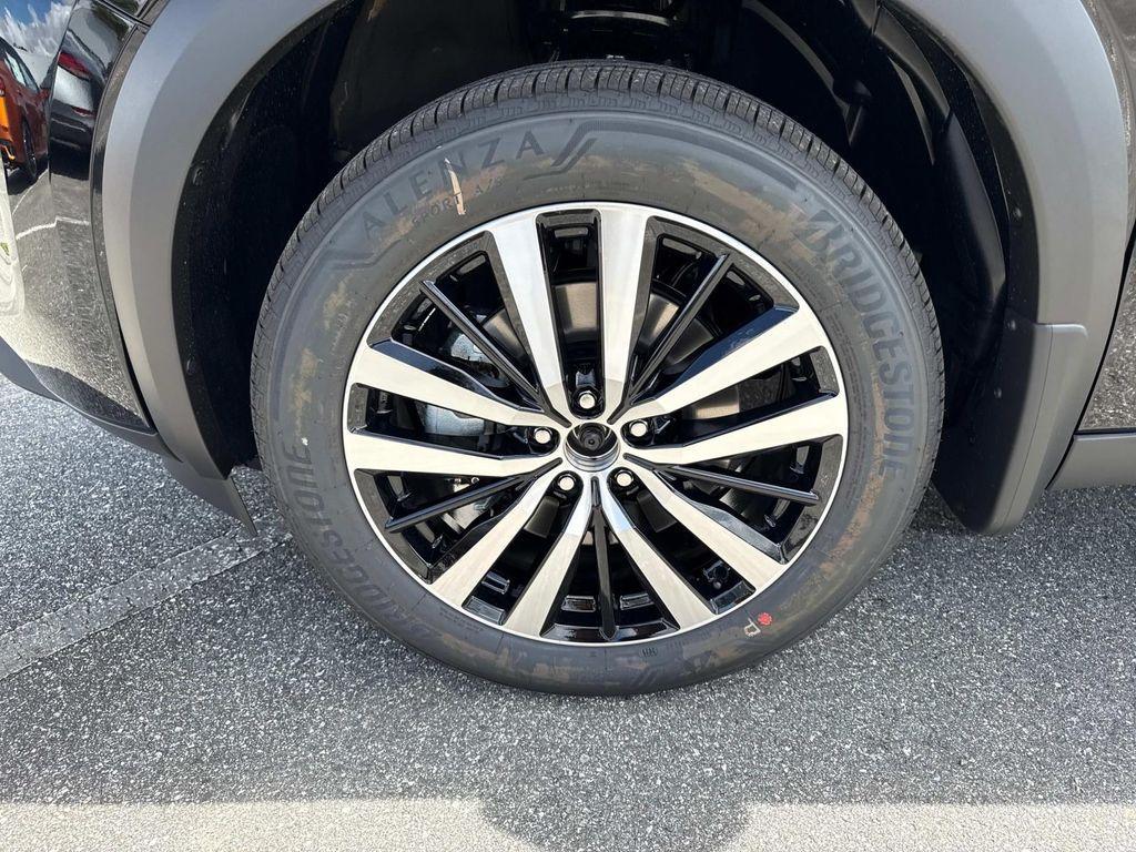 new 2025 Nissan Pathfinder car, priced at $46,856