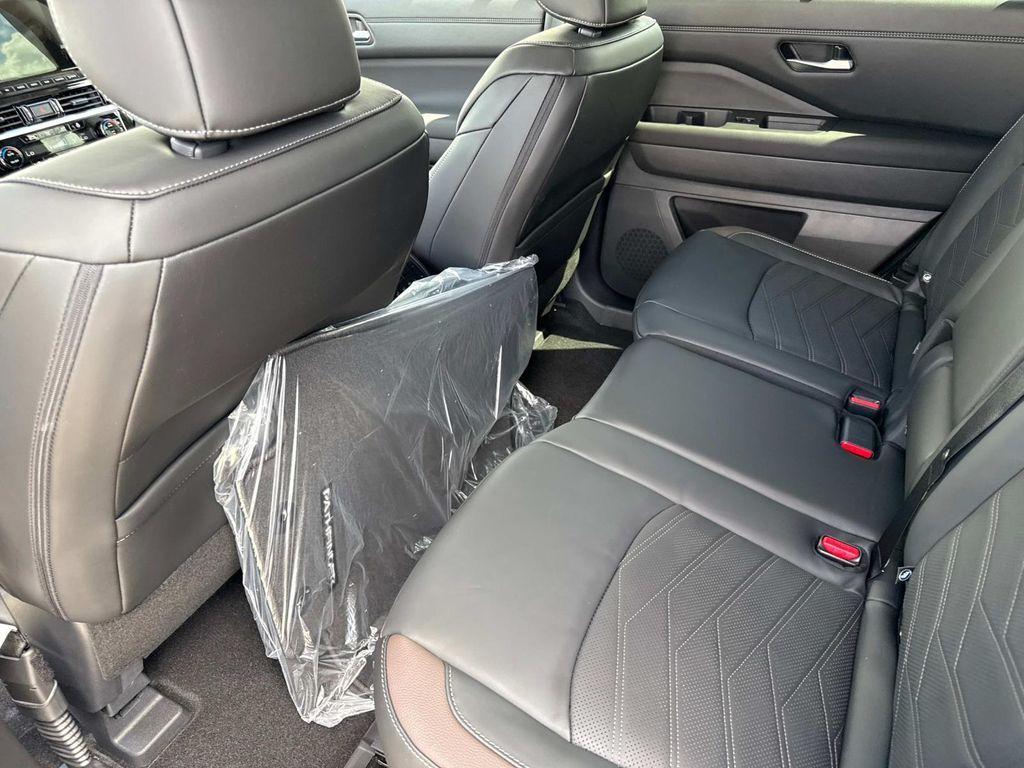 new 2025 Nissan Pathfinder car, priced at $46,856