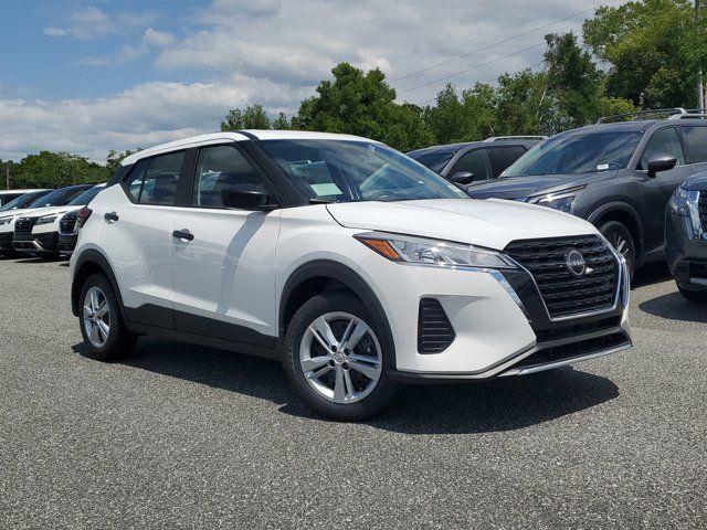 new 2025 Nissan Kicks Play car, priced at $21,857
