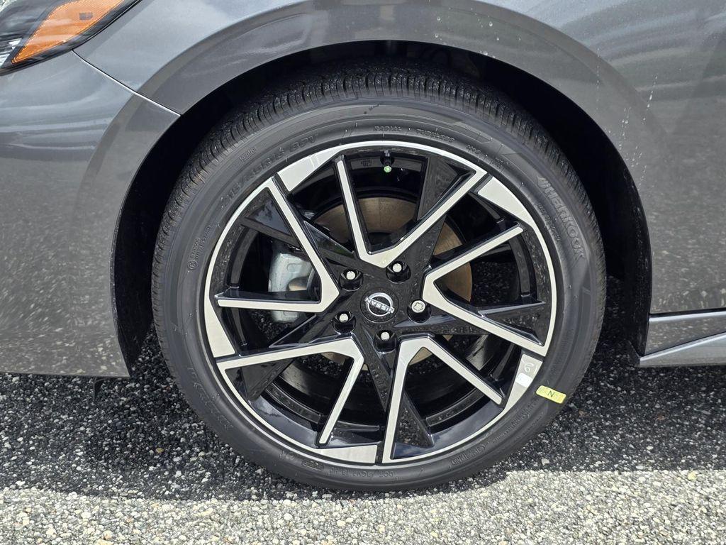 new 2025 Nissan Sentra car, priced at $23,016
