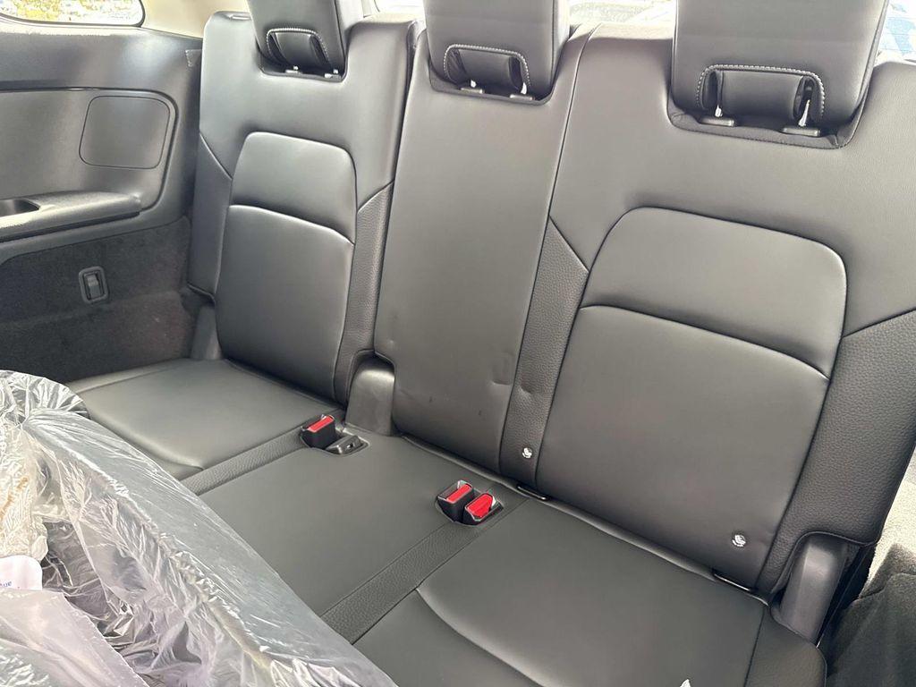 new 2025 Nissan Pathfinder car, priced at $36,137