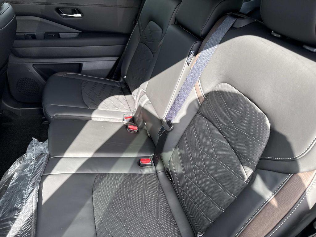 new 2025 Nissan Pathfinder car, priced at $46,856