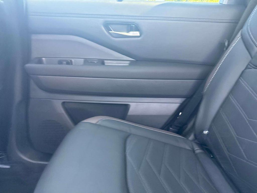new 2025 Nissan Pathfinder car, priced at $47,568