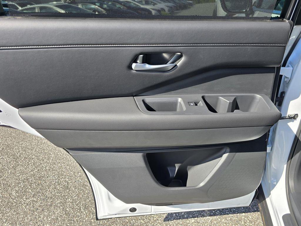 new 2025 Nissan Pathfinder car, priced at $36,147