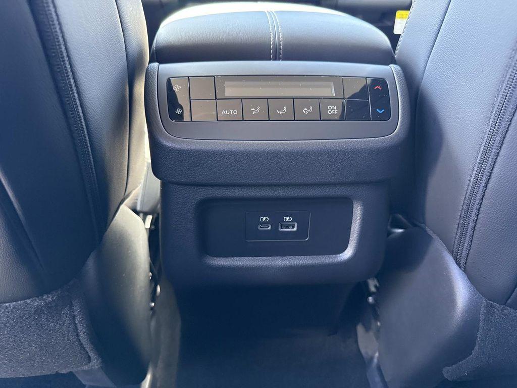 new 2025 Nissan Pathfinder car, priced at $36,297