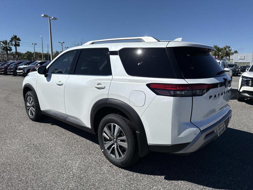 new 2025 Nissan Pathfinder car, priced at $36,297