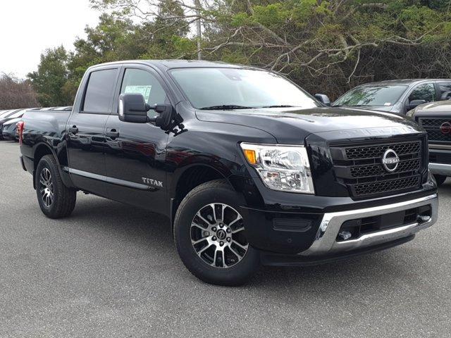 new 2024 Nissan Titan car, priced at $47,485