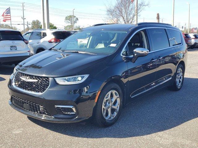 used 2023 Chrysler Pacifica car, priced at $30,988