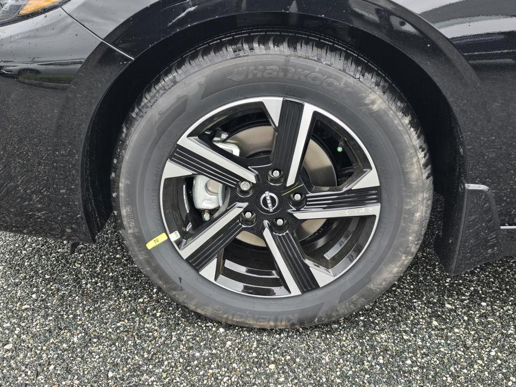 new 2025 Nissan Sentra car, priced at $21,034