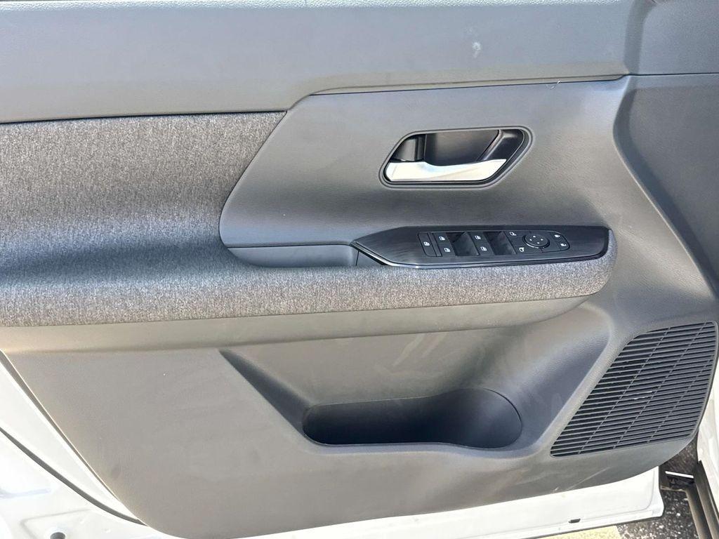 new 2025 Nissan Kicks car, priced at $23,605