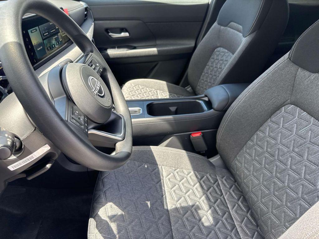 new 2025 Nissan Kicks car, priced at $23,605