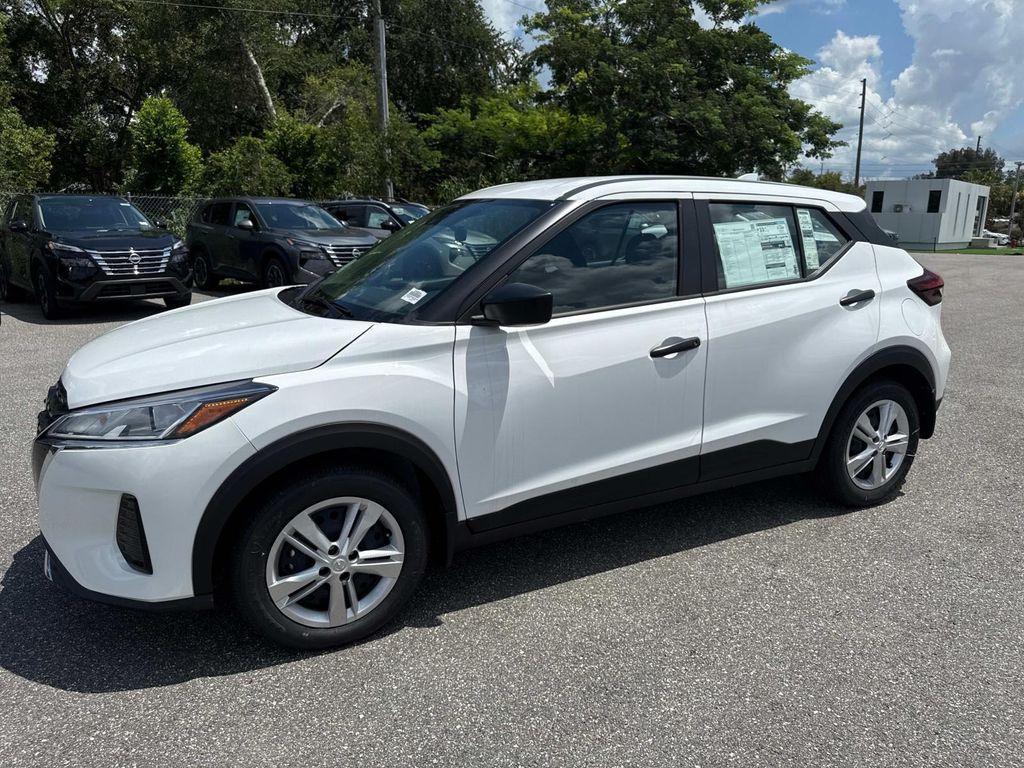 new 2025 Nissan Kicks Play car, priced at $21,857