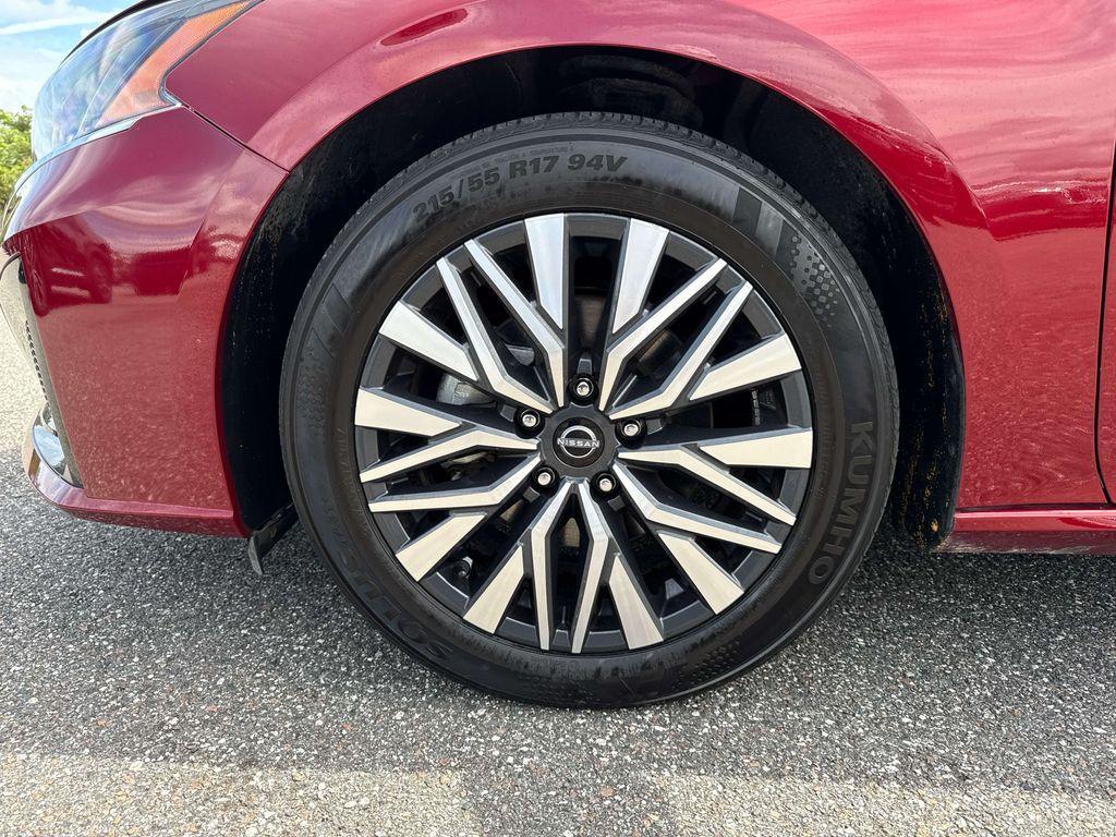 used 2024 Nissan Altima car, priced at $20,898