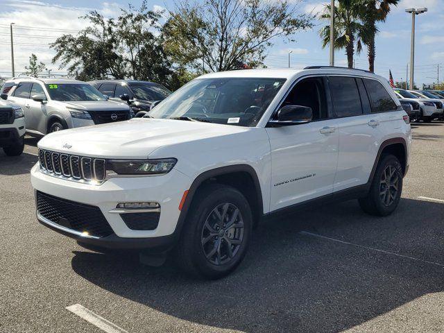 used 2022 Jeep Grand Cherokee car, priced at $32,888