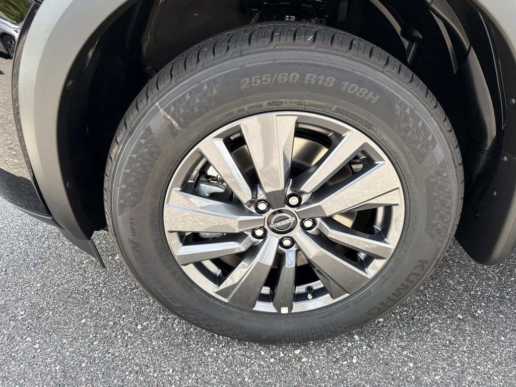 new 2025 Nissan Pathfinder car, priced at $33,105