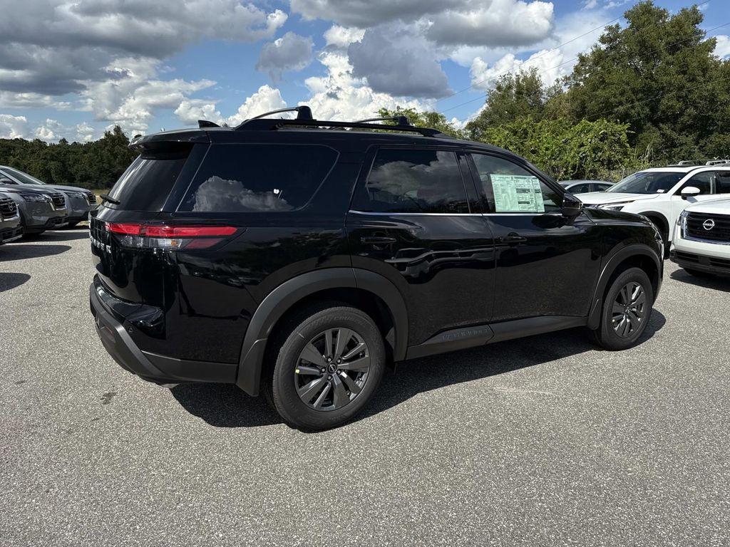 new 2025 Nissan Pathfinder car, priced at $33,105