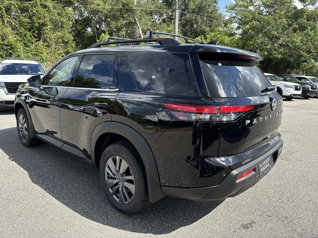 new 2025 Nissan Pathfinder car, priced at $33,105