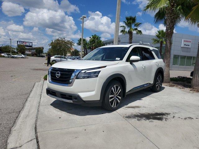 new 2024 Nissan Pathfinder car, priced at $45,655