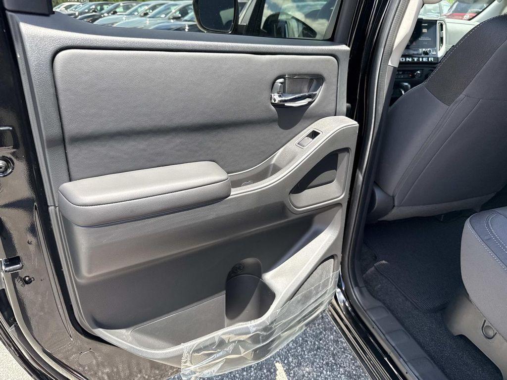 new 2025 Nissan Frontier car, priced at $33,757
